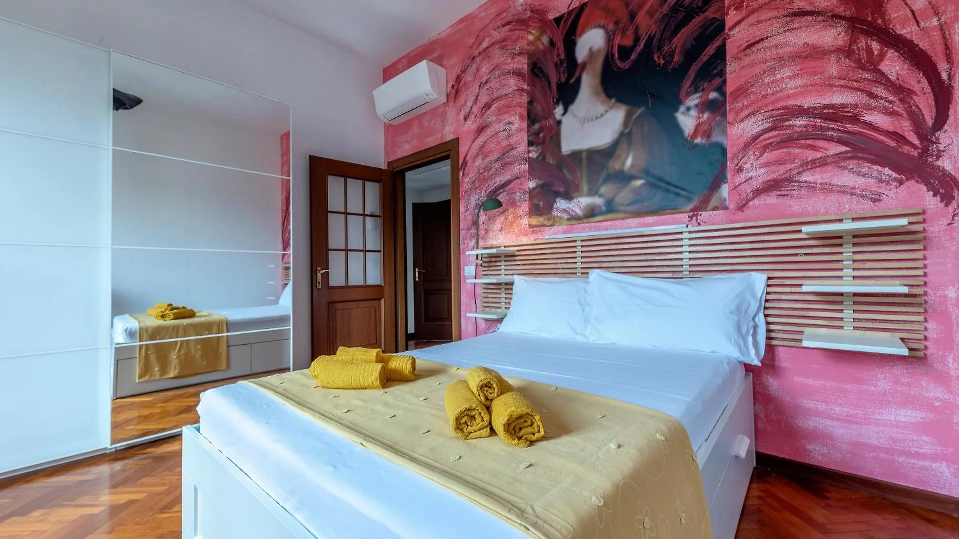 Apartment Appartamento D'Artiste Parma